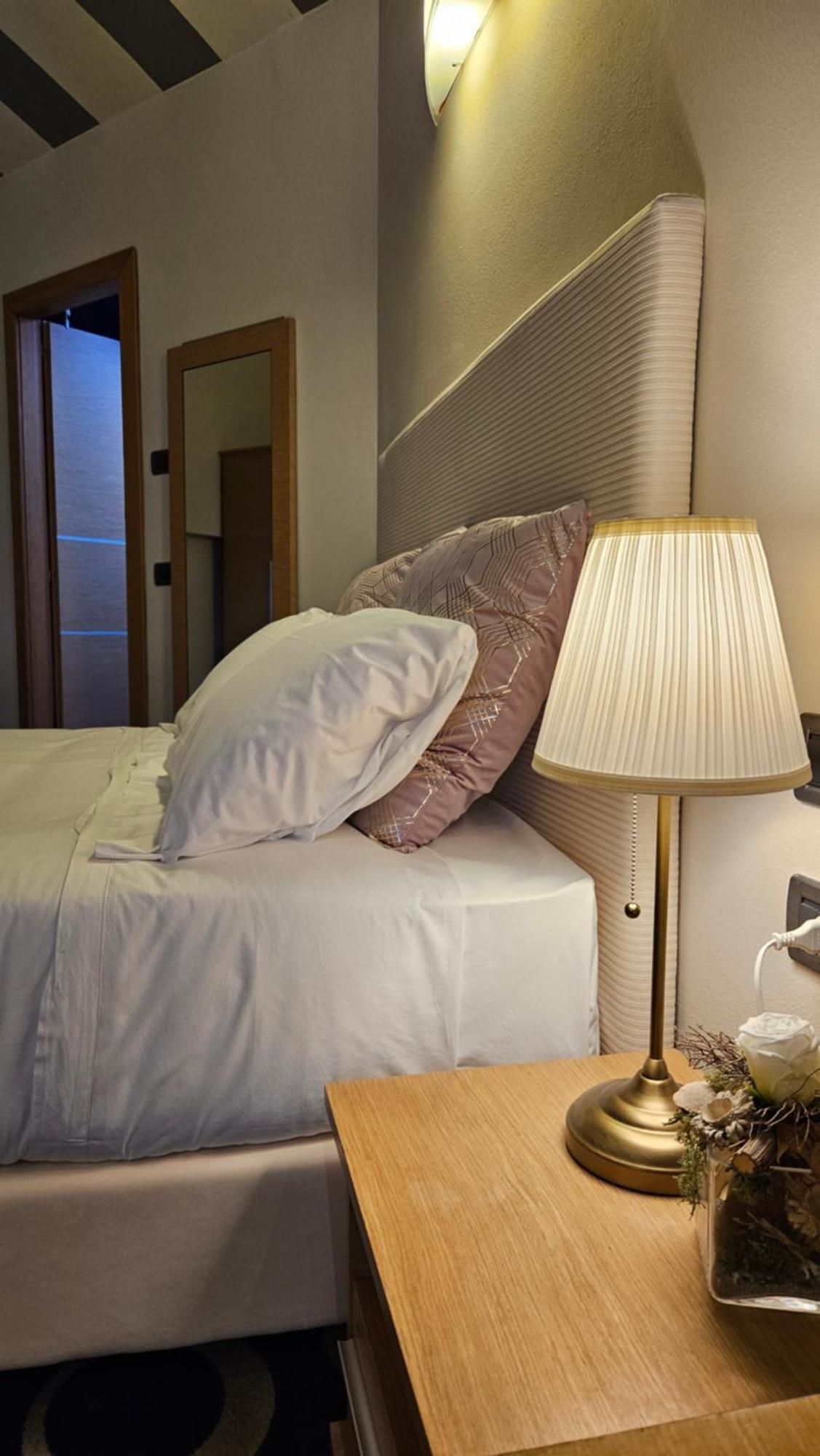 Select Executive Residence Флоренция Экстерьер фото
